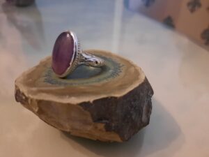 انگشتر عقیق سوسنی