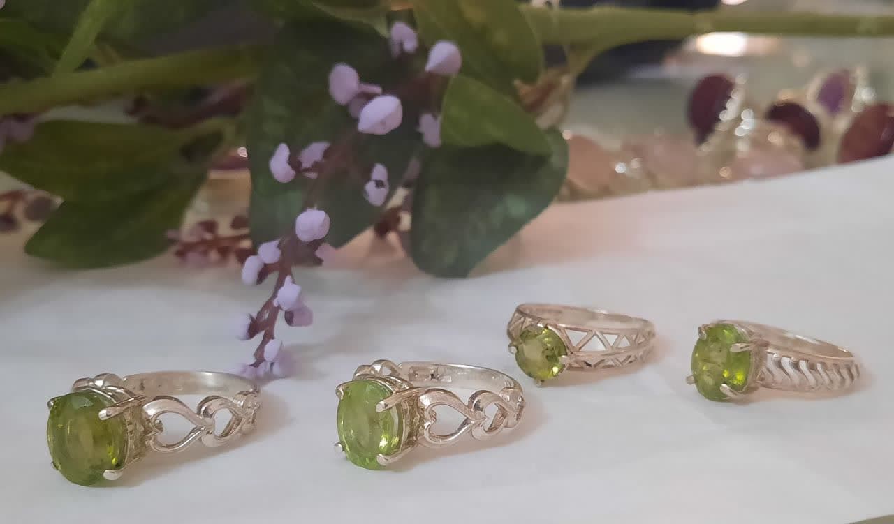 انگشتر سنگ زبرجد